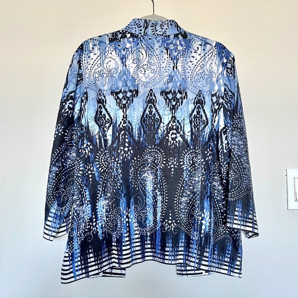 Chico's Linen-Blend Blue Ombre Sequin Paisley Open front Jacket Size 3 - Picture 6 of 9